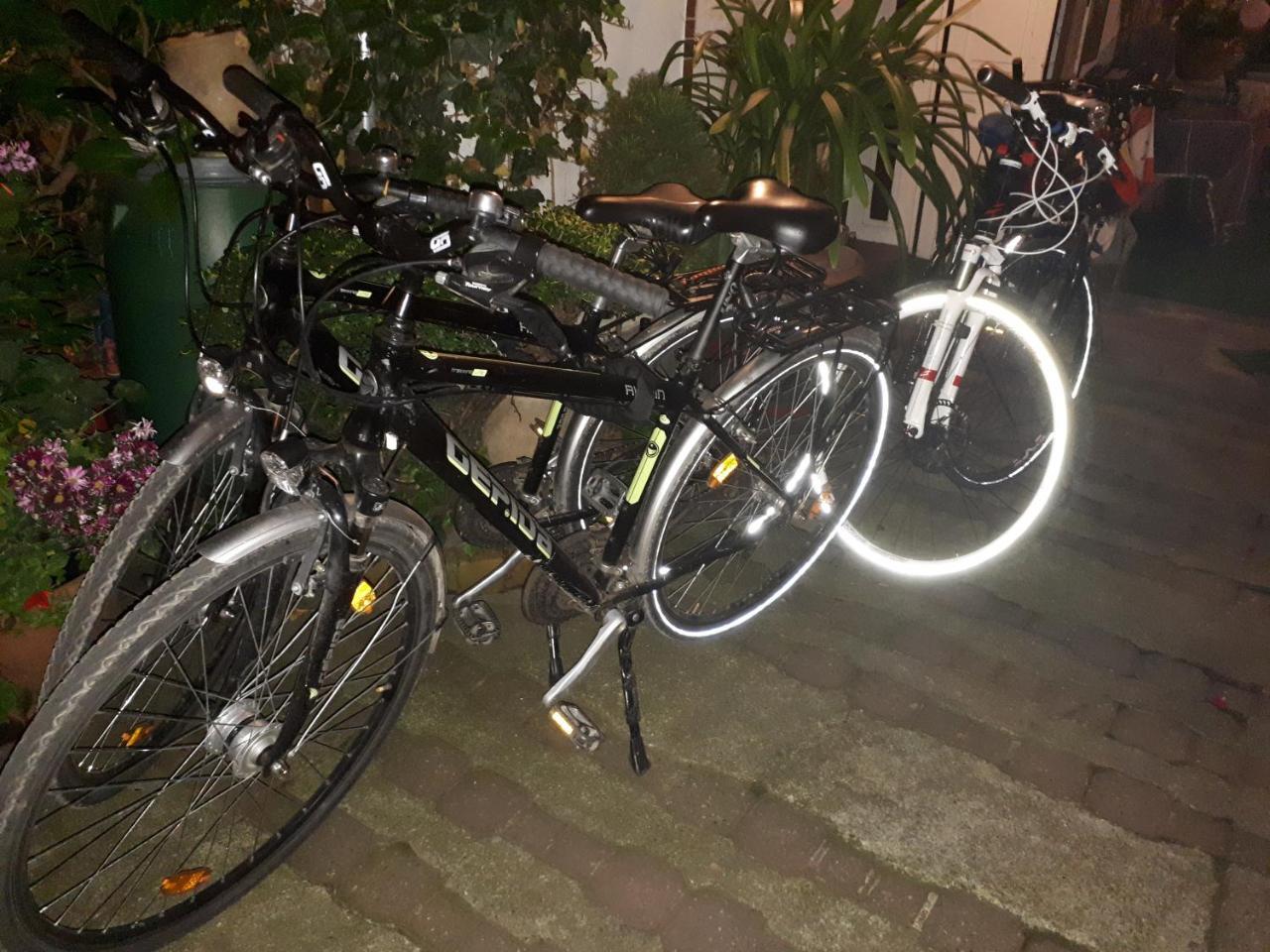 Fónagy és Walter Vendég- és Borház Acomodação com café da manhã Vác Exterior foto